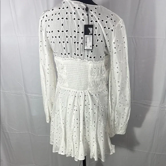 Gianni Bini Katrina White Eyelet Dress Size M NWT - Picture 10 of 14